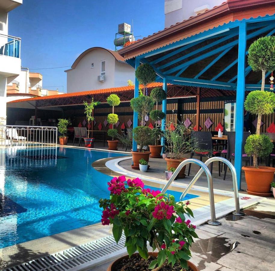 Wonder Life Hotel Side Buitenkant foto
